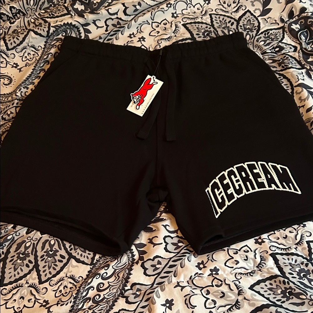 Men icecream shorts